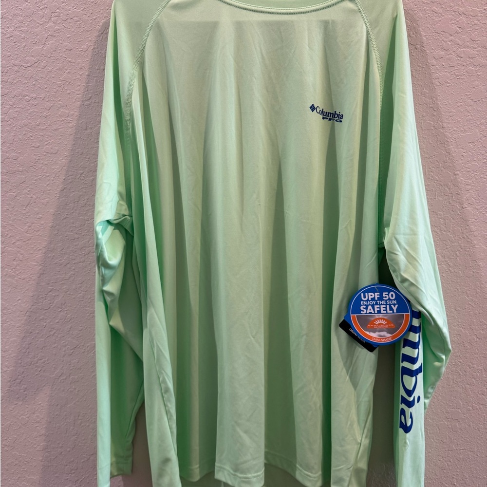 Columbia Light Green Performance Shirt